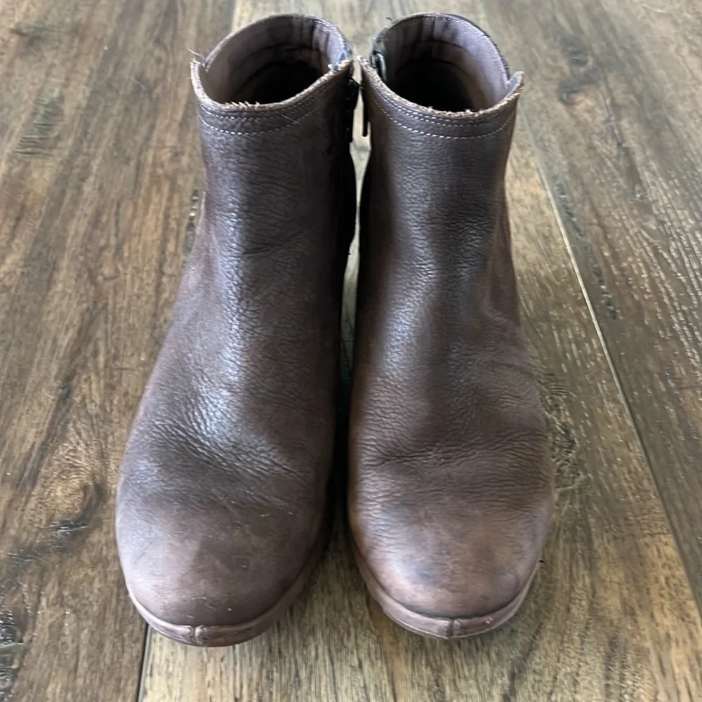 Merrell Tremblant Wedge Ankle Bluff Waterproof Leather Bootie Brown Size